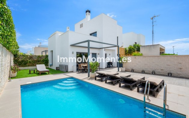 Vrijstaande villa - Bestaande woning - Rojales - Rojales Centro