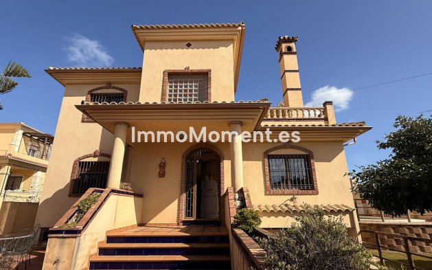 Vrijstaande villa - Bestaande woning - Torremolinos - Torremolinos
