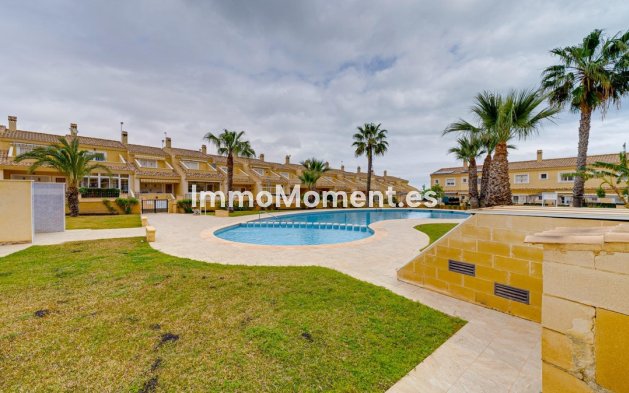 Vrijstaande villa - Bestaande woning - Torrevieja - Torrevieja Centro
