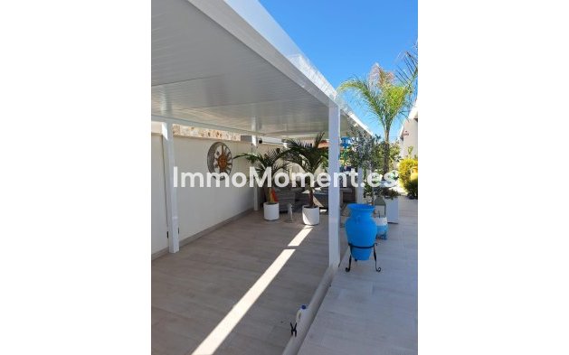 Vrijstaande villa - Bestaande woning - Torrevieja - Torrevieja Centro
