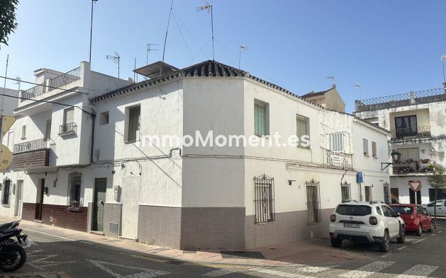 Vrijstaande villa - Nieuwbouw - Estepona  - Estepona Centro