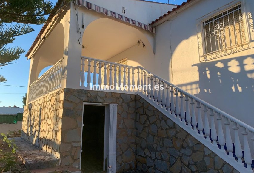 Wiederverkauf - Freistehende Villa - Águilas - Águilas Centro
