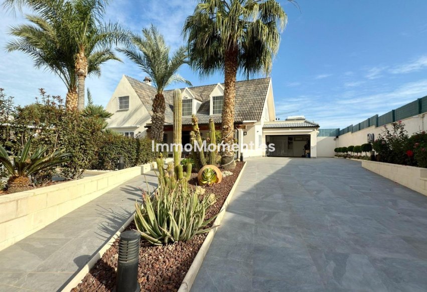 Wiederverkauf - Freistehende Villa - Alicante - Alicante Centro