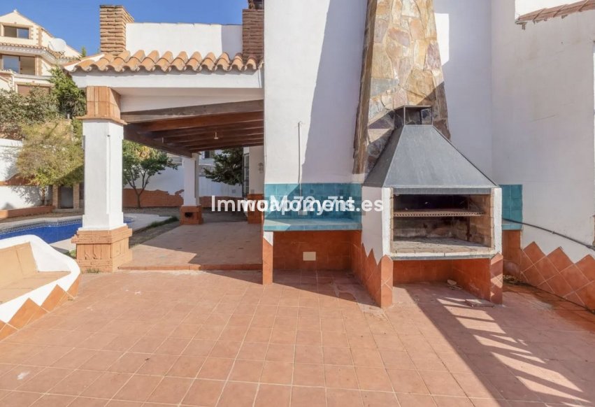 Wiederverkauf - Freistehende Villa - Benalmadena - Benalmadena Centro