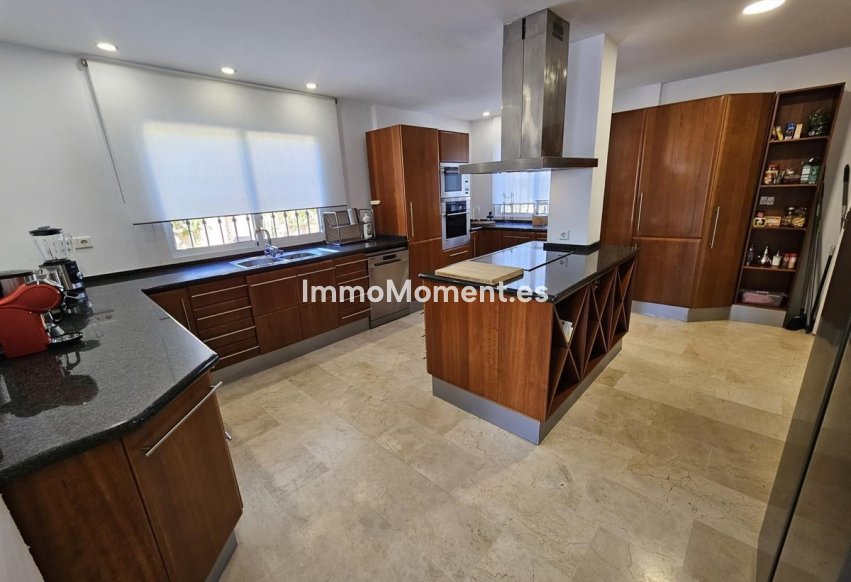 Wiederverkauf - Freistehende Villa - Benalmadena - Benalmadena Centro