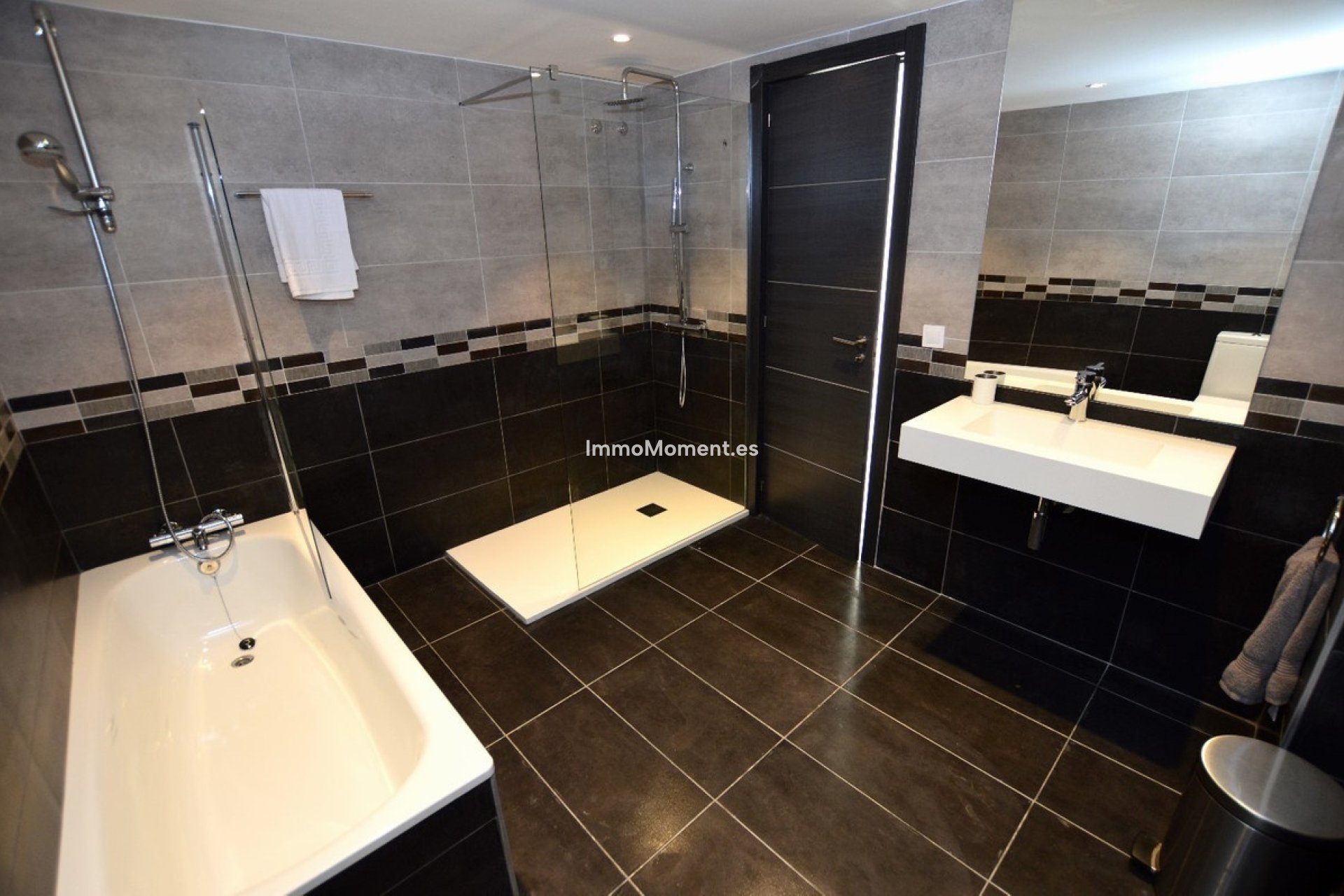 Wiederverkauf - Freistehende Villa - Benalmadena - Benalmadena Centro