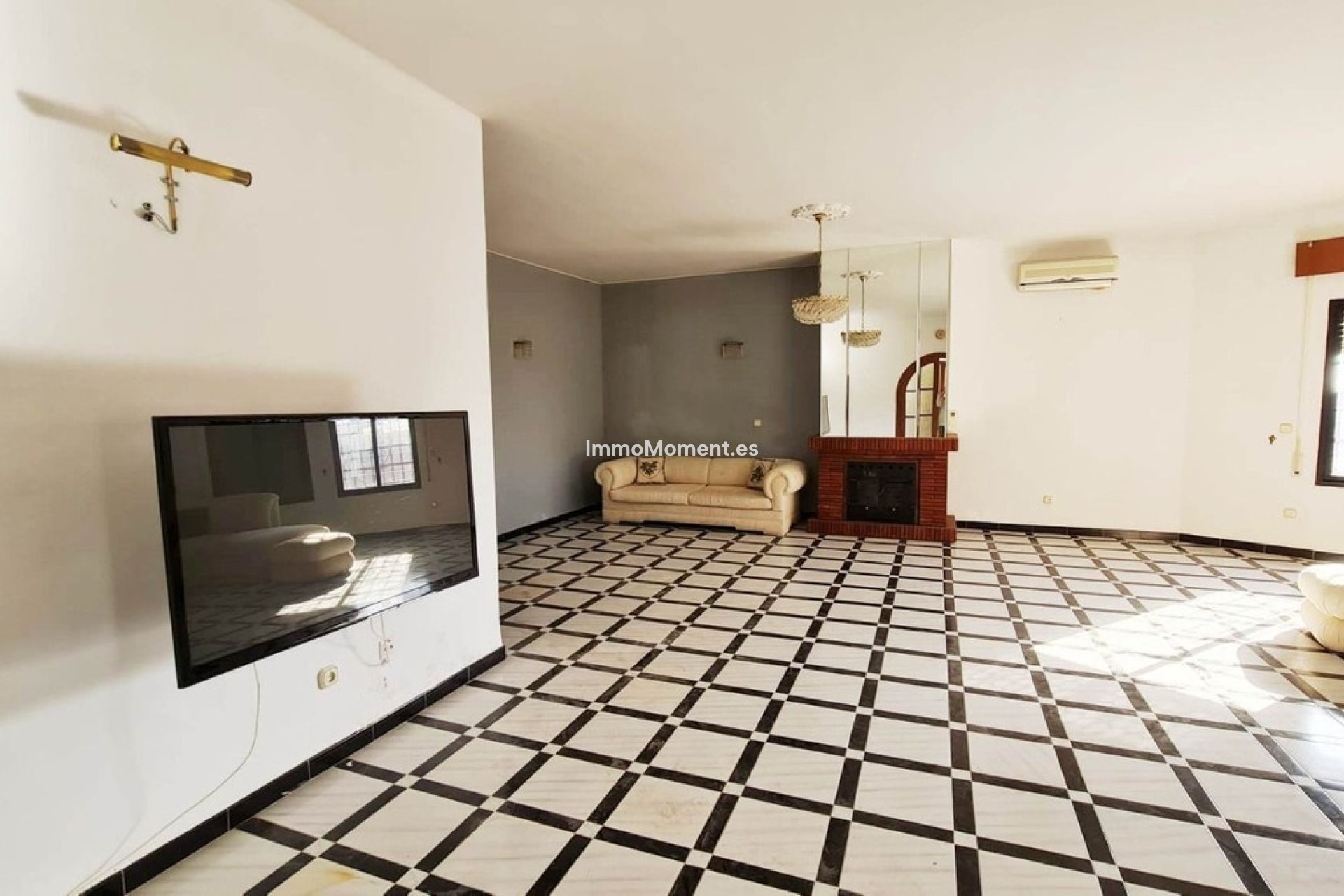 Wiederverkauf - Freistehende Villa - Benalmadena - Benalmadena Centro