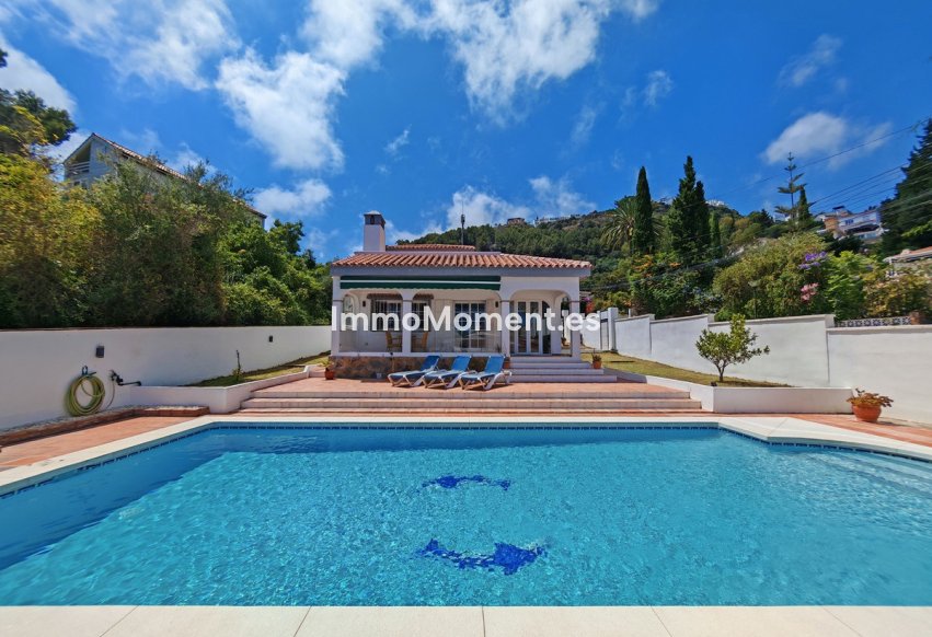 Wiederverkauf - Freistehende Villa - Benalmadena - Benalmadena Centro