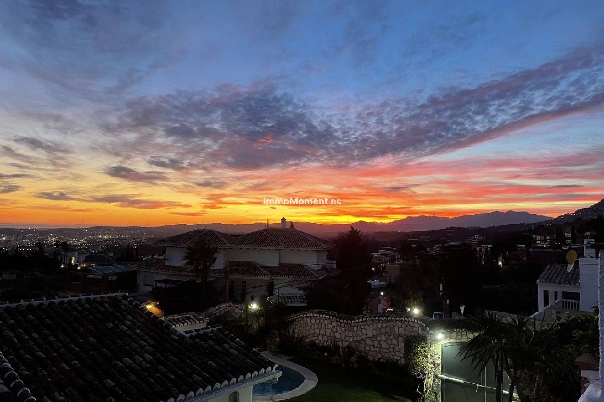 Wiederverkauf - Freistehende Villa - Benalmadena - Benalmadena Centro