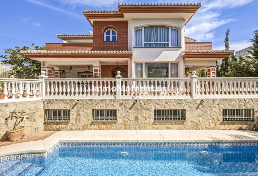 Wiederverkauf - Freistehende Villa - Benalmadena - Benalmadena Centro