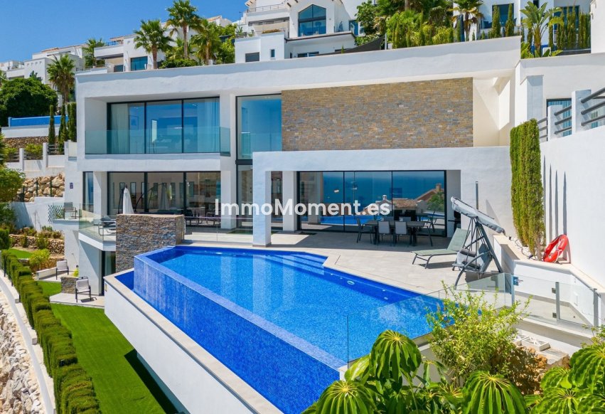 Wiederverkauf - Freistehende Villa - Benalmadena - Benalmadena Costa