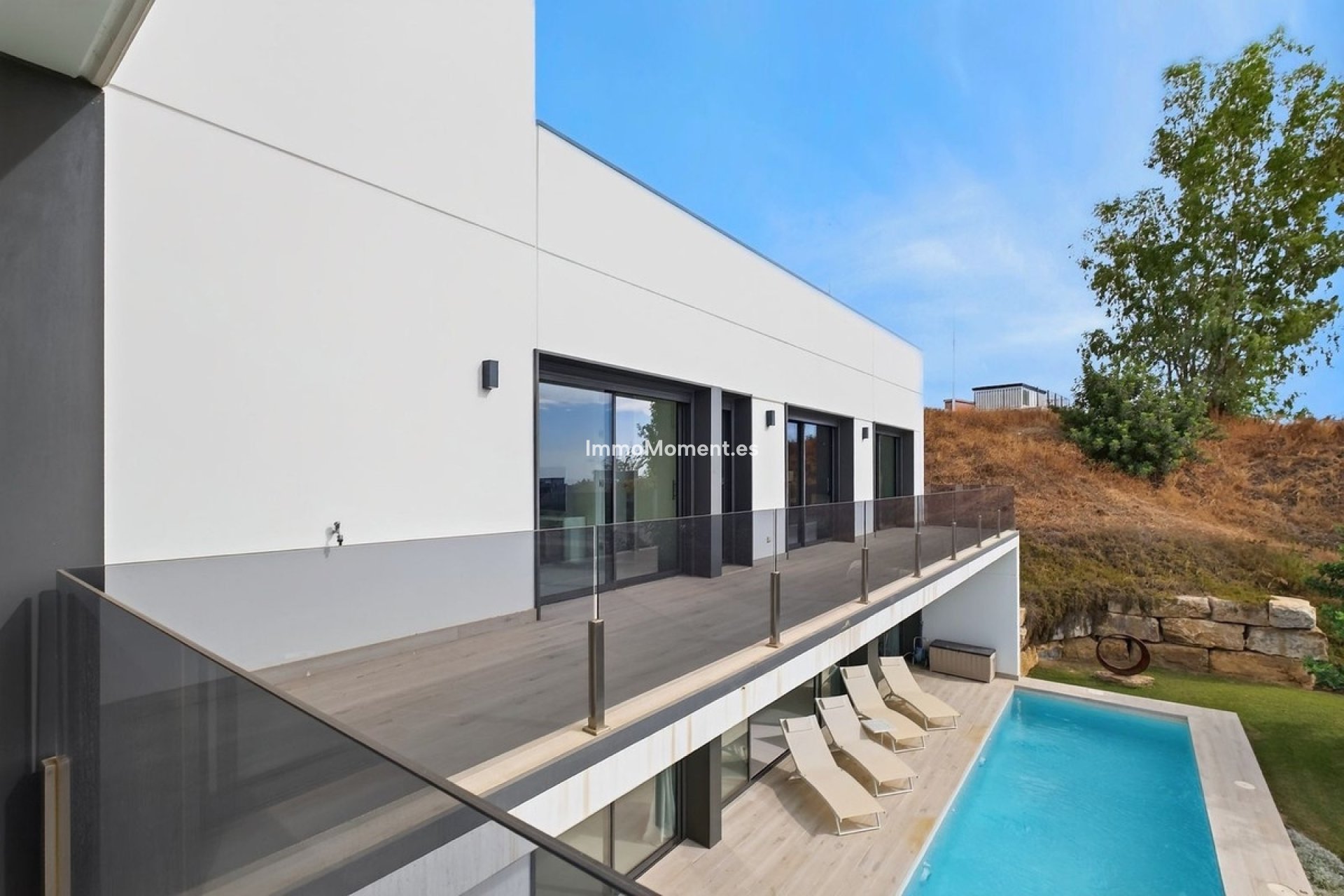 Wiederverkauf - Freistehende Villa - Benalmadena - Torremuelle