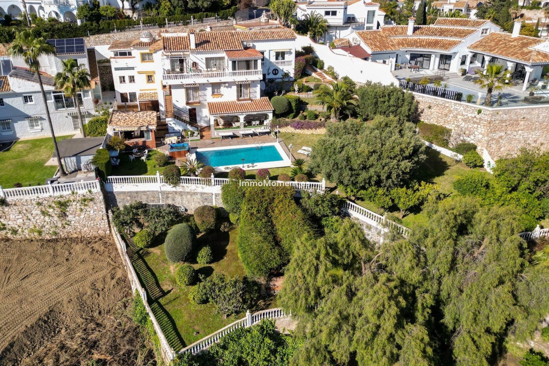 Wiederverkauf - Freistehende Villa - Benalmadena - Torremuelle