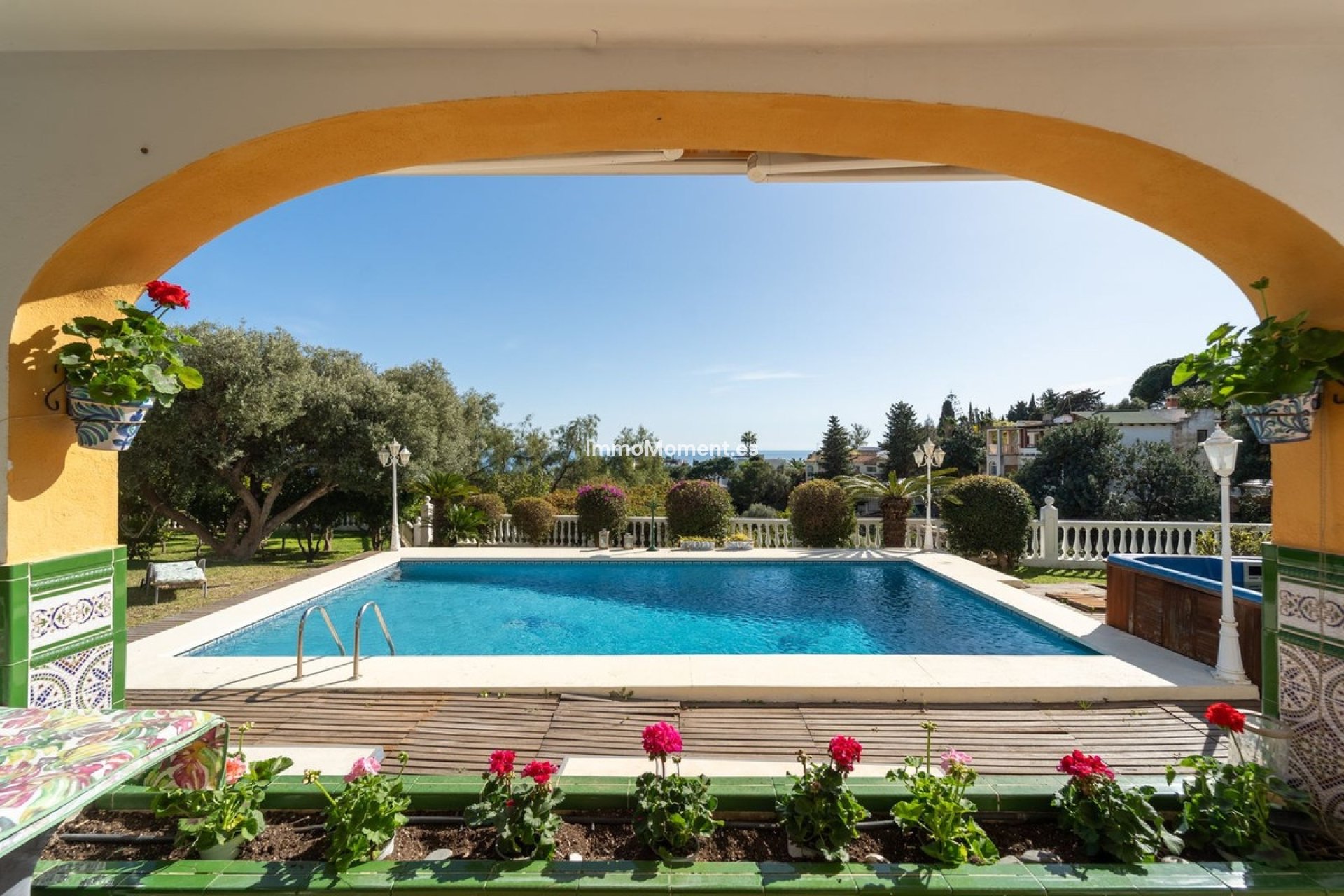 Wiederverkauf - Freistehende Villa - Benalmadena - Torremuelle