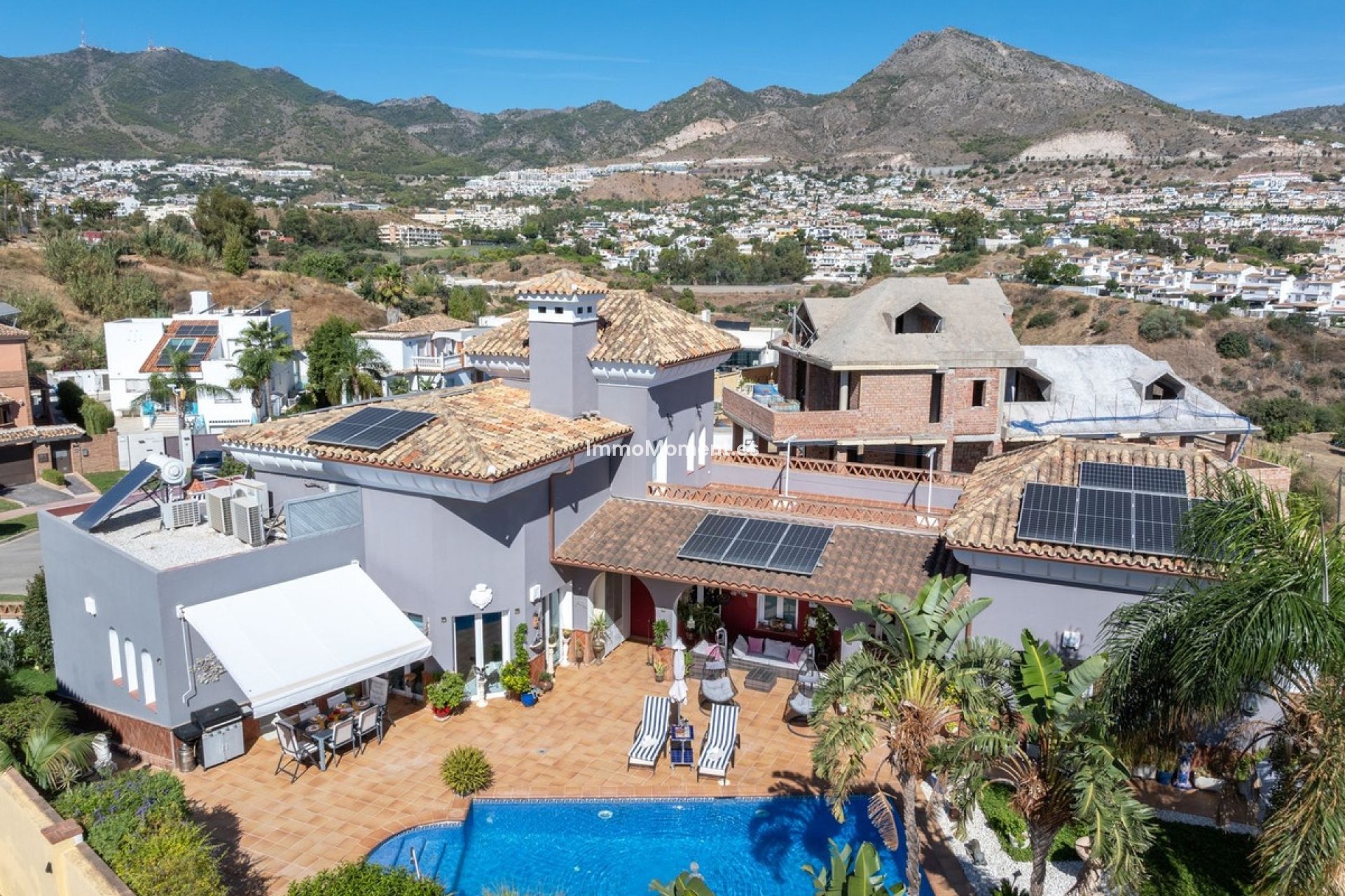 Wiederverkauf - Freistehende Villa - Benalmadena - Torrequebrada