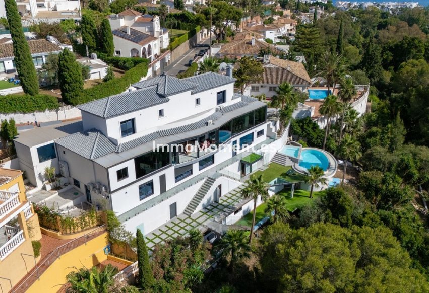 Wiederverkauf - Freistehende Villa - Benalmadena - Torrequebrada