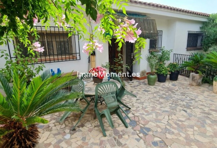 Wiederverkauf - Freistehende Villa - Benidorm - Benidorm Centro