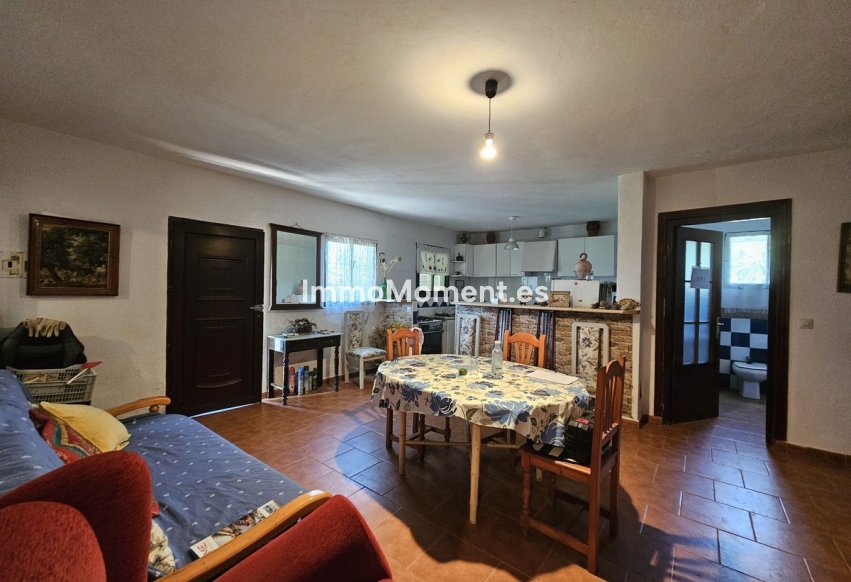 Wiederverkauf - Freistehende Villa - Casares - Casares Centro