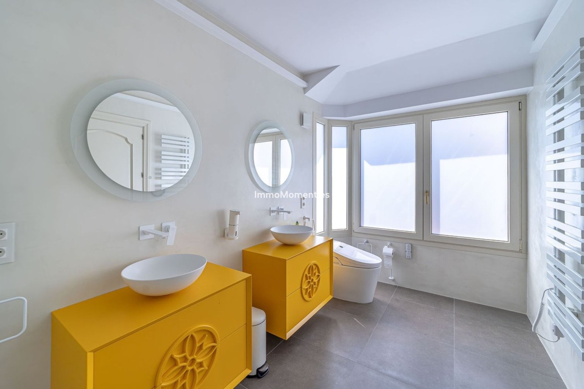 Wiederverkauf - Freistehende Villa - Estepona  - Atalaya