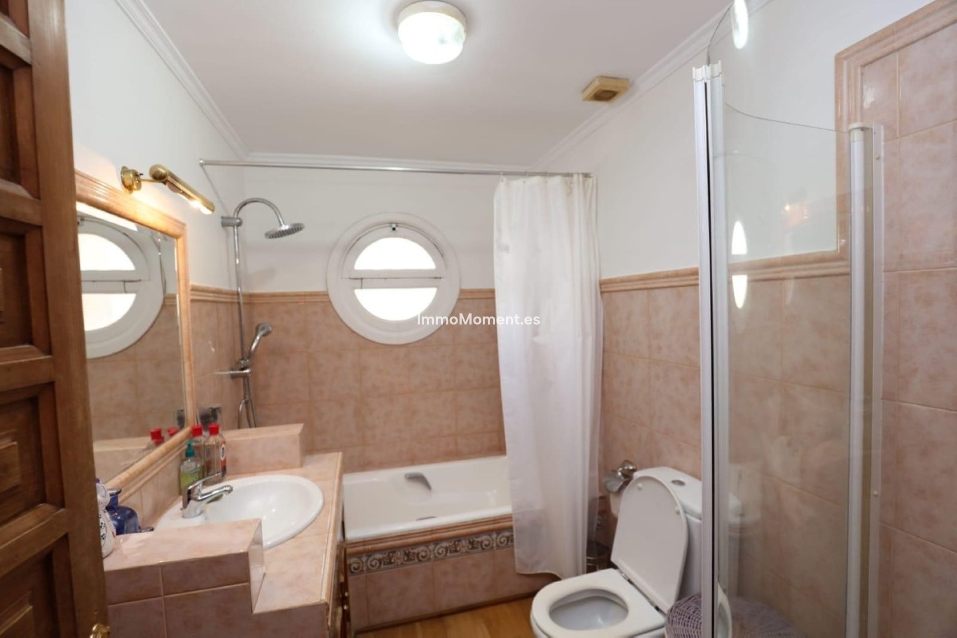 Wiederverkauf - Freistehende Villa - Estepona  - Atalaya