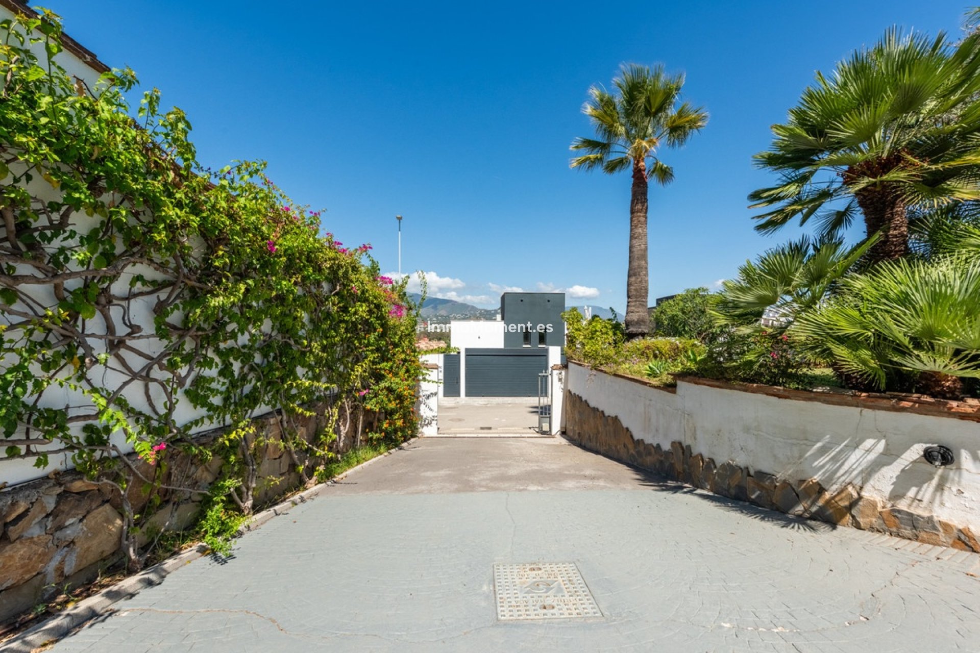 Wiederverkauf - Freistehende Villa - Estepona  - Atalaya