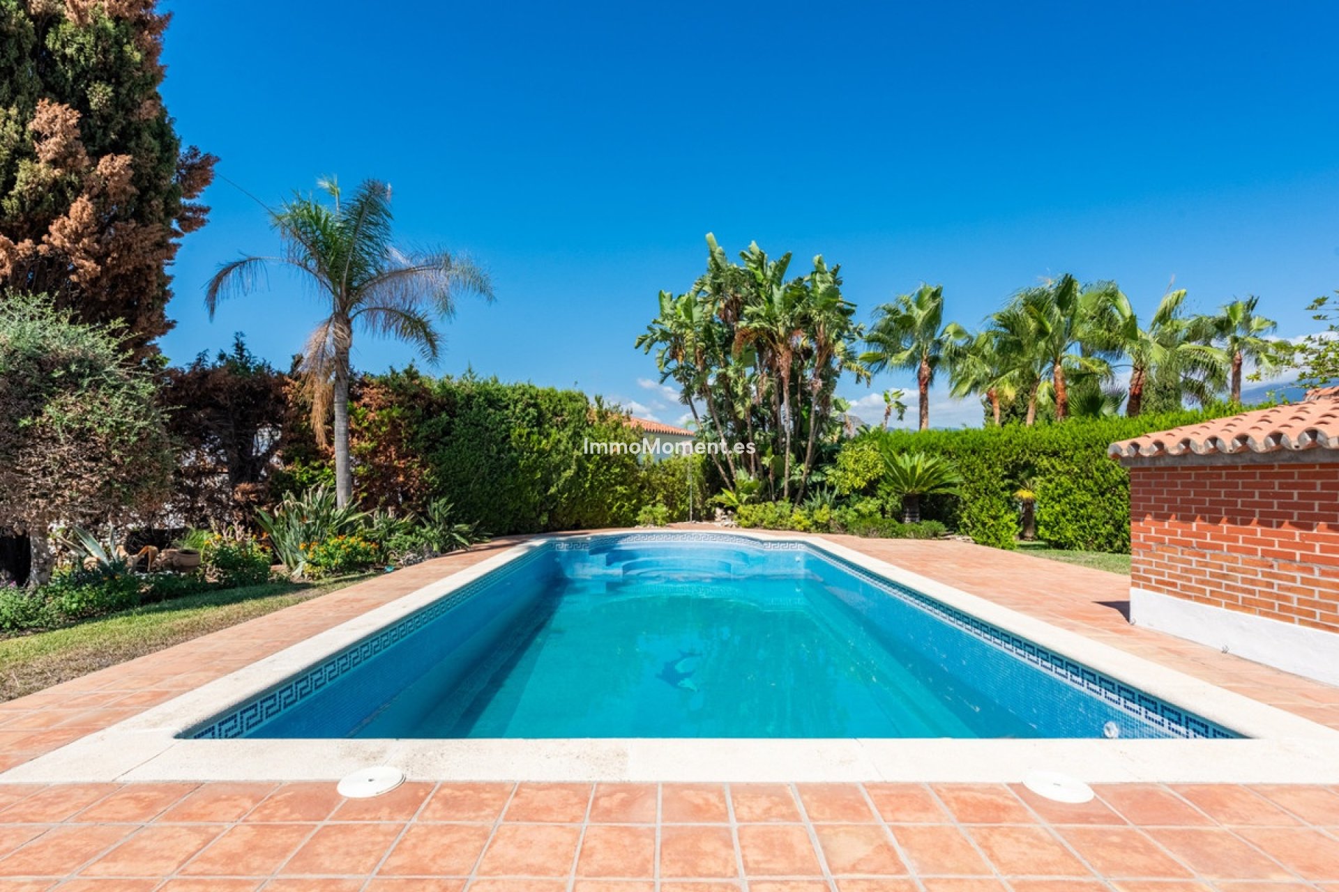 Wiederverkauf - Freistehende Villa - Estepona  - Atalaya