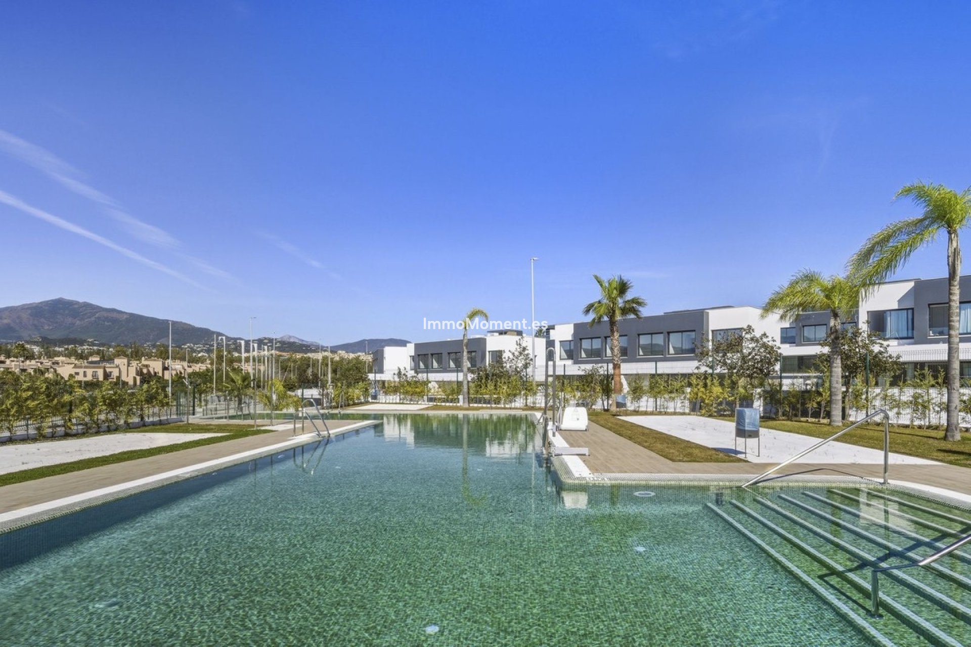 Wiederverkauf - Freistehende Villa - Estepona  - Atalaya