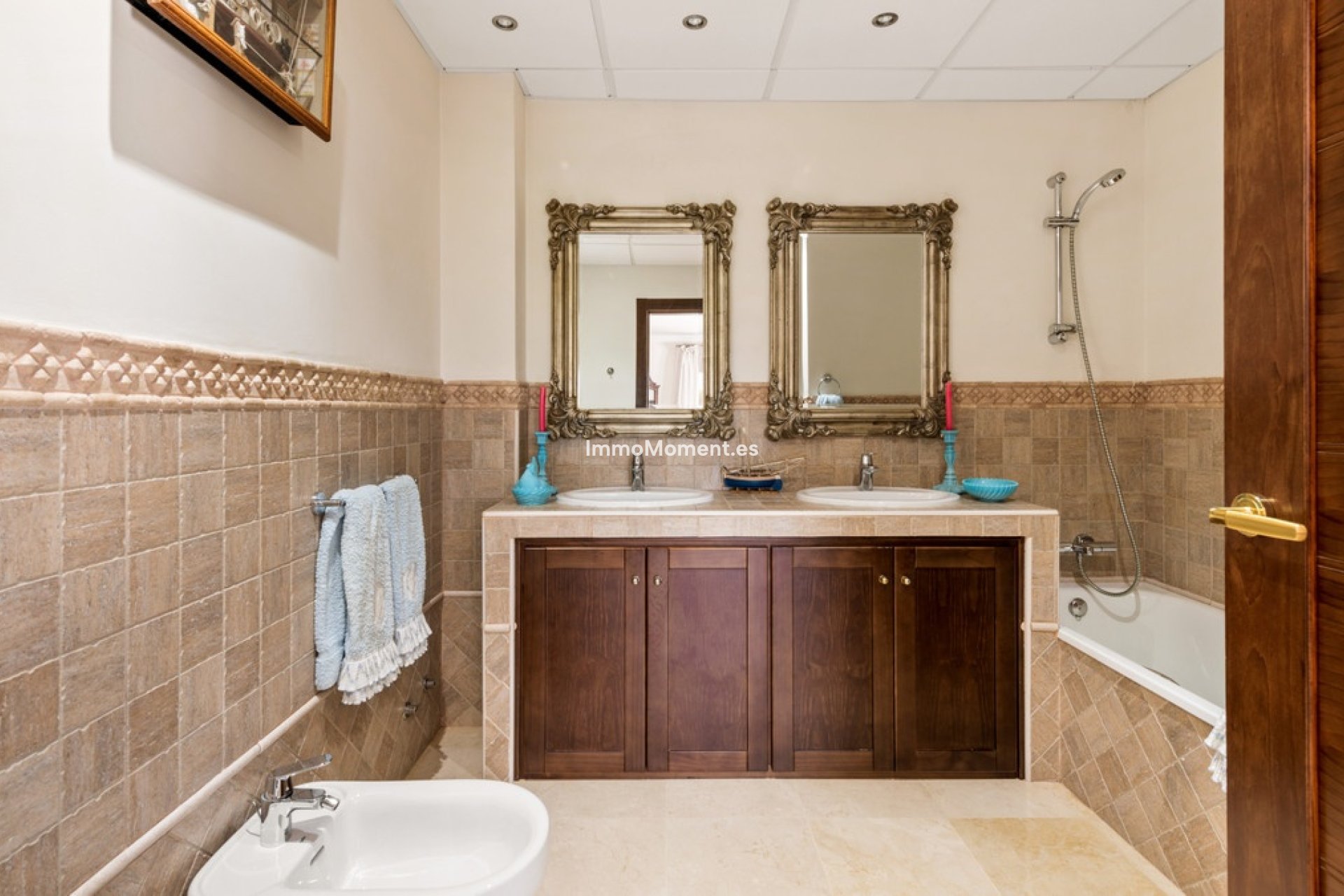 Wiederverkauf - Freistehende Villa - Estepona  - Atalaya