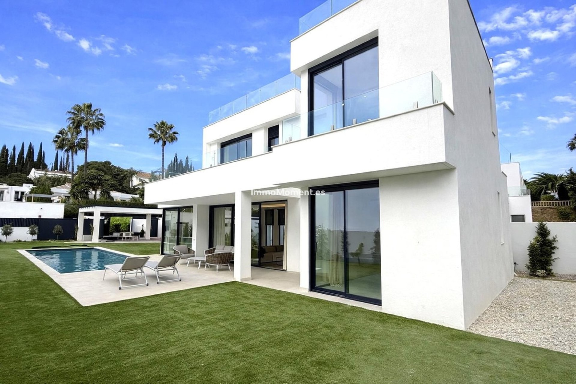 Wiederverkauf - Freistehende Villa - Estepona  - Atalaya