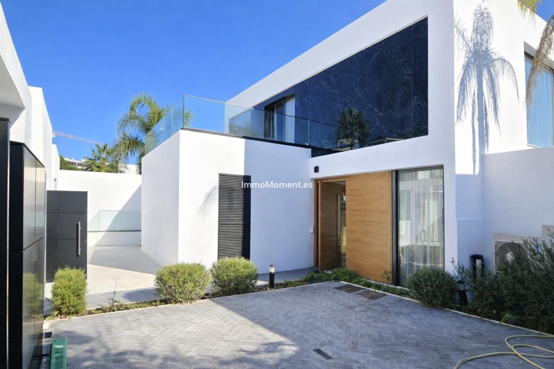 Wiederverkauf - Freistehende Villa - Estepona  - Atalaya