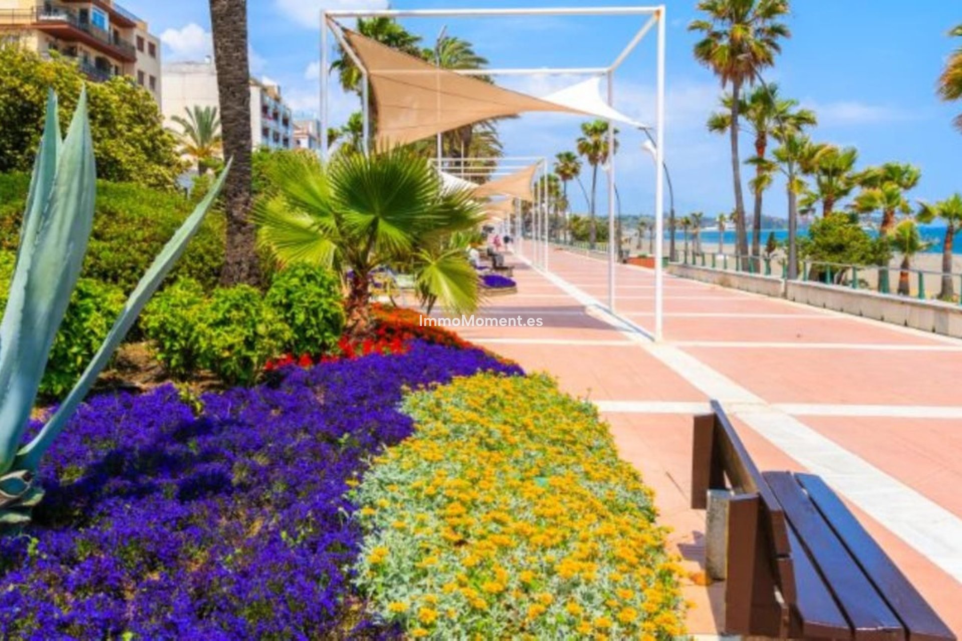 Wiederverkauf - Freistehende Villa - Estepona  - Atalaya