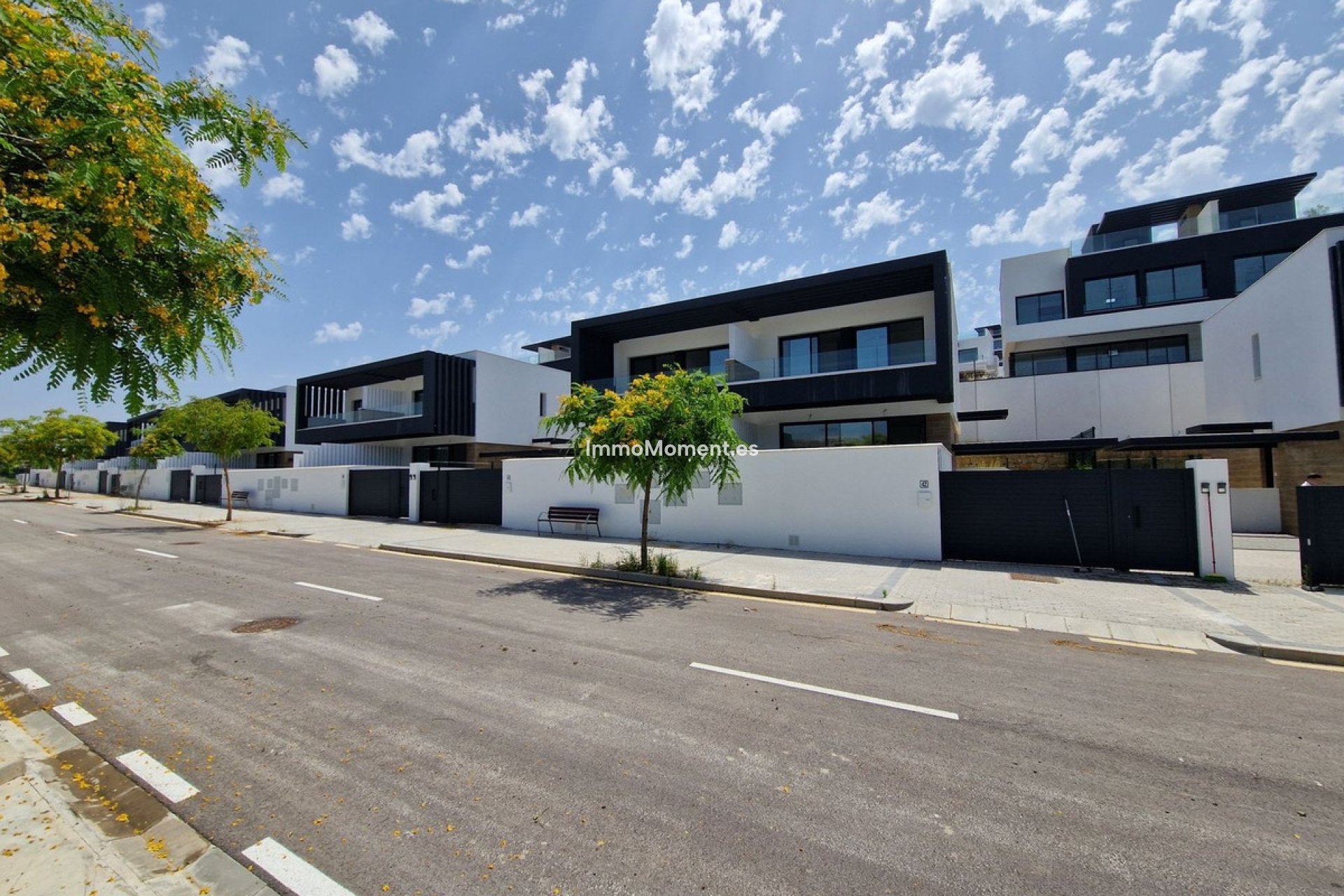 Wiederverkauf - Freistehende Villa - Estepona  - Atalaya
