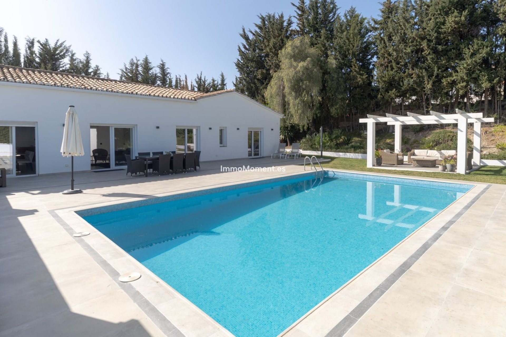 Wiederverkauf - Freistehende Villa - Estepona  - Atalaya