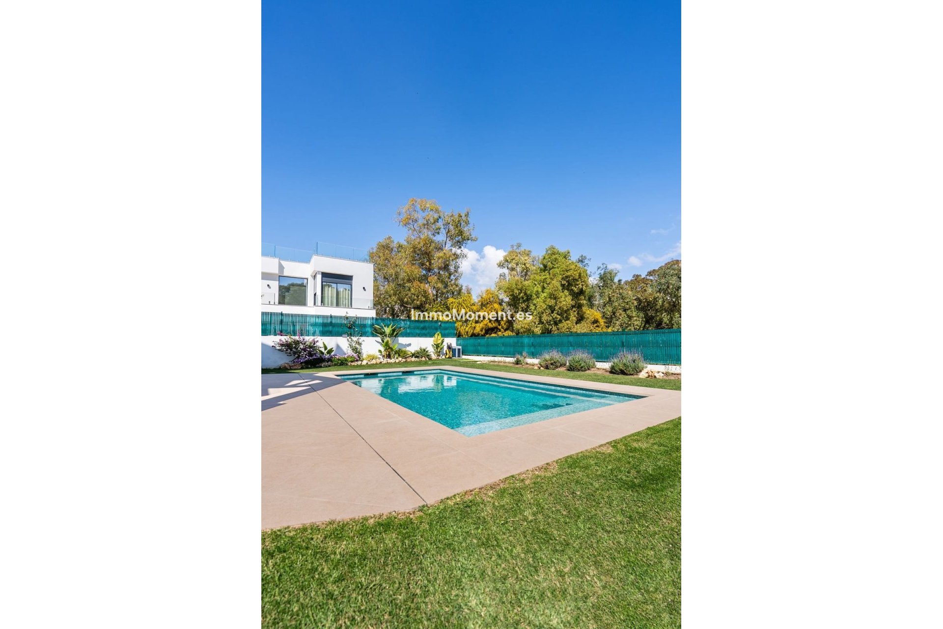 Wiederverkauf - Freistehende Villa - Estepona  - Atalaya
