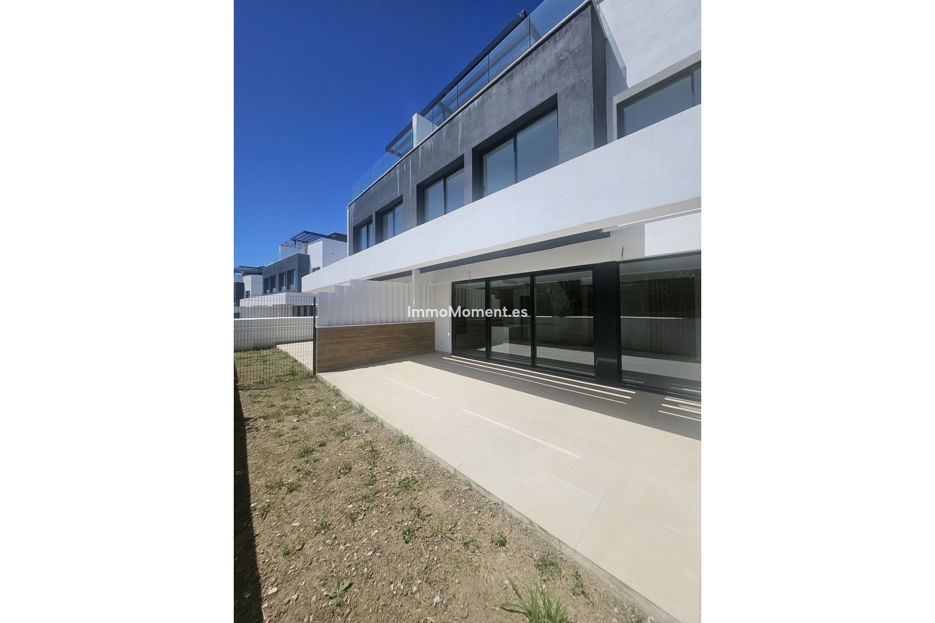 Wiederverkauf - Freistehende Villa - Estepona  - Atalaya