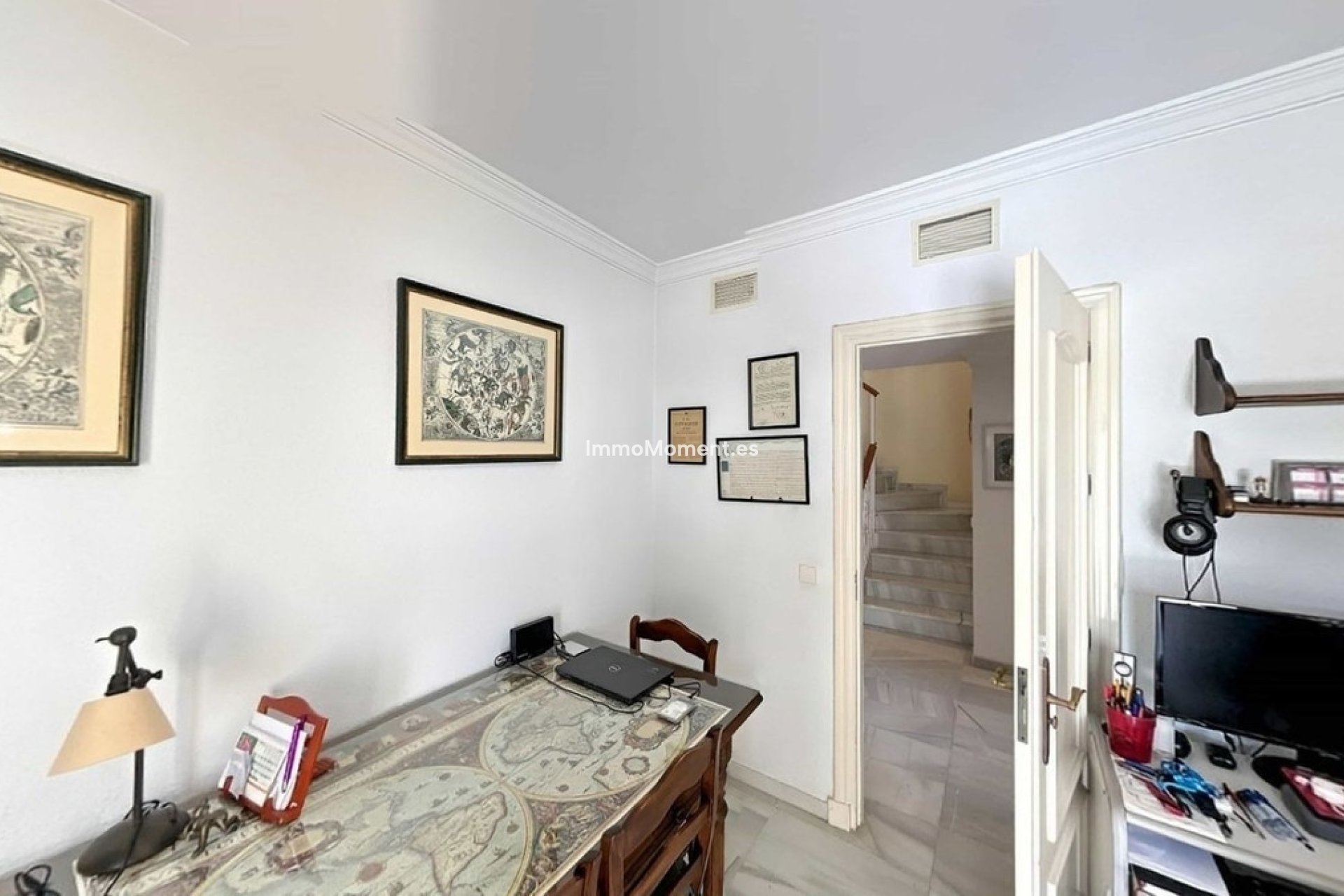 Wiederverkauf - Freistehende Villa - Estepona  - Atalaya
