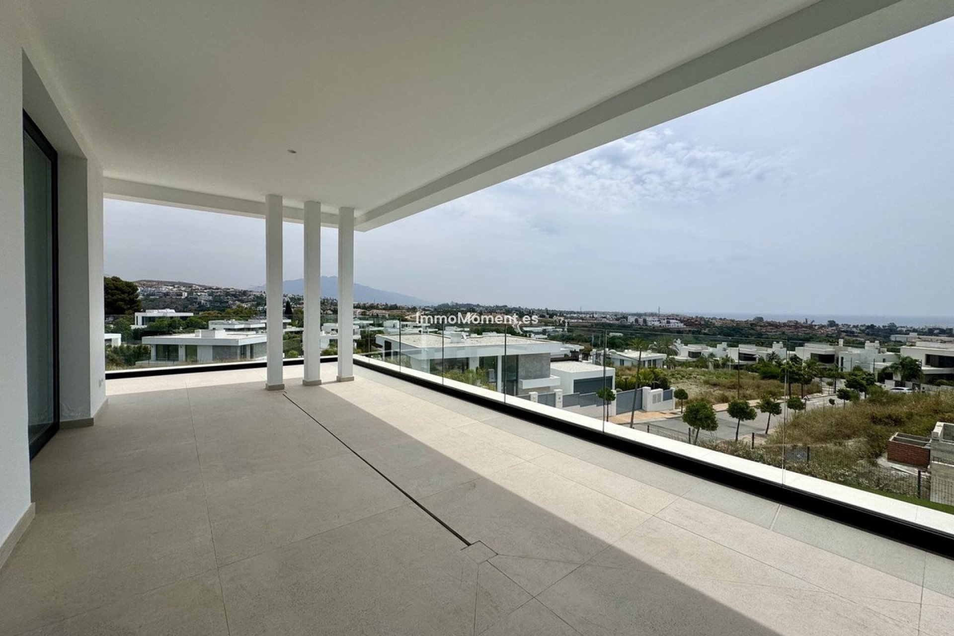 Wiederverkauf - Freistehende Villa - Estepona  - Cancelada