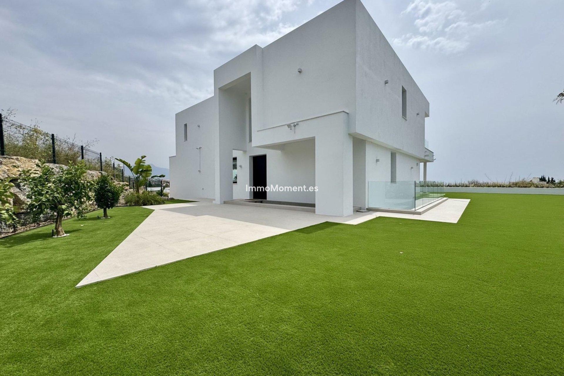 Wiederverkauf - Freistehende Villa - Estepona  - Cancelada