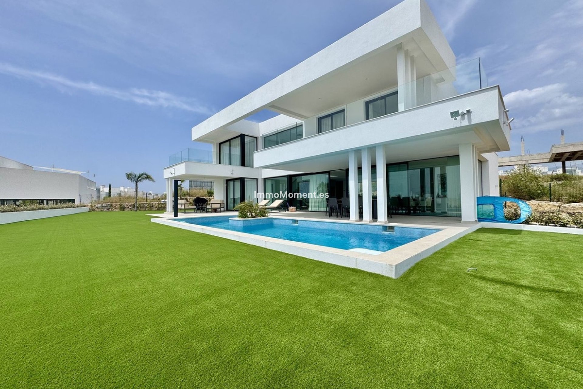 Wiederverkauf - Freistehende Villa - Estepona  - Cancelada