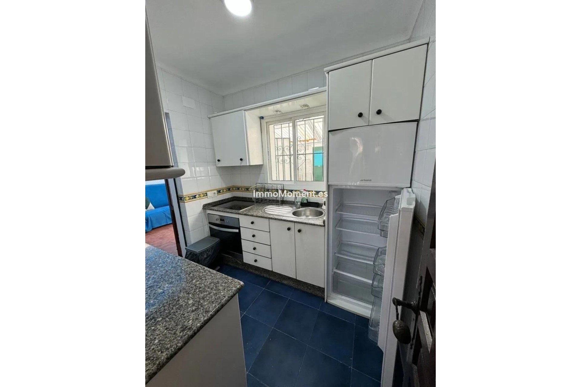 Wiederverkauf - Freistehende Villa - Estepona  - Costalita