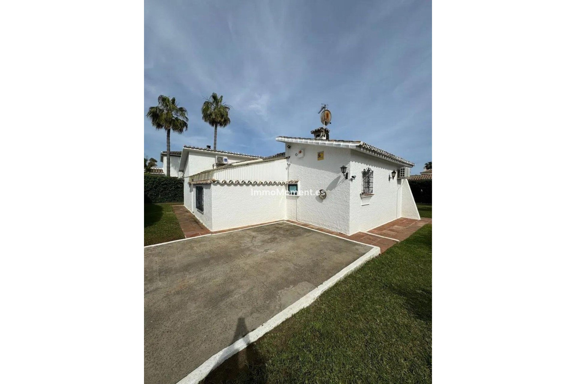 Wiederverkauf - Freistehende Villa - Estepona  - Costalita