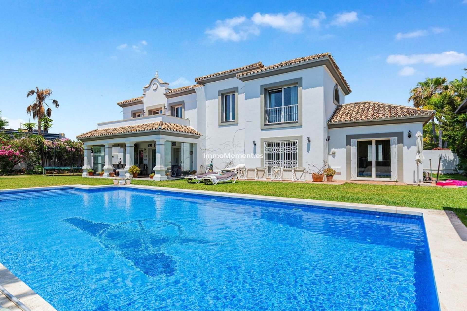 Wiederverkauf - Freistehende Villa - Estepona  - Costalita