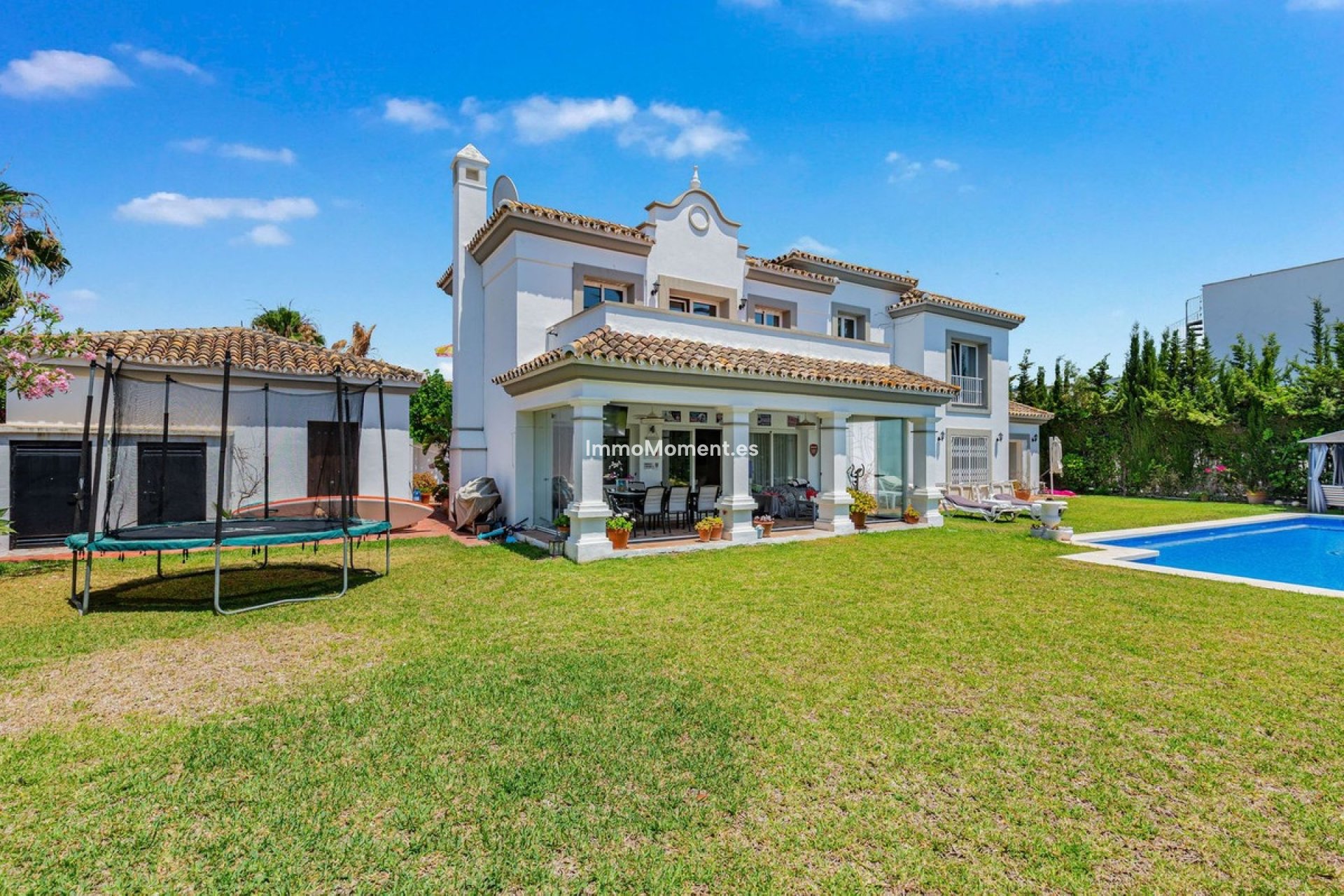Wiederverkauf - Freistehende Villa - Estepona  - Costalita