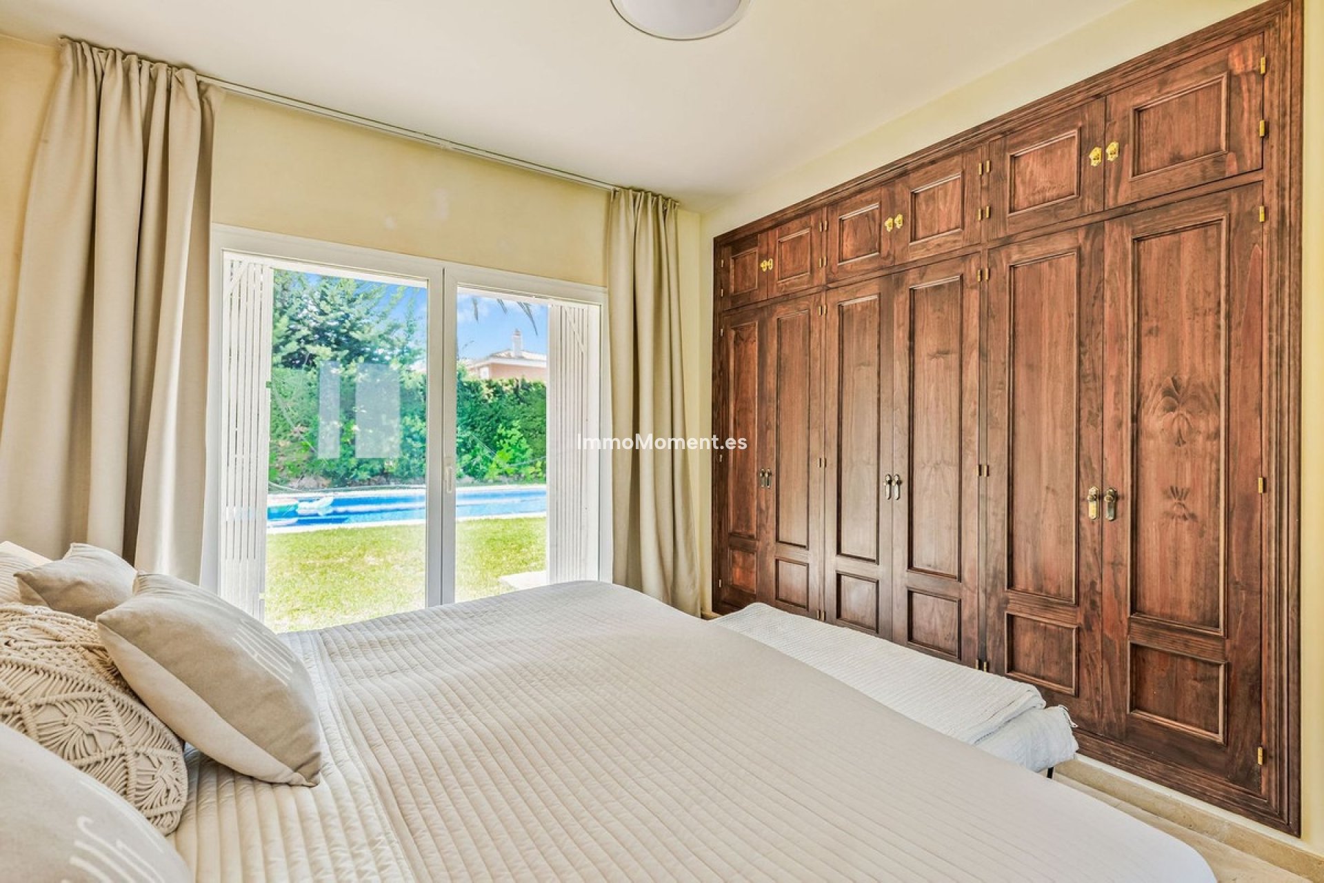 Wiederverkauf - Freistehende Villa - Estepona  - Costalita