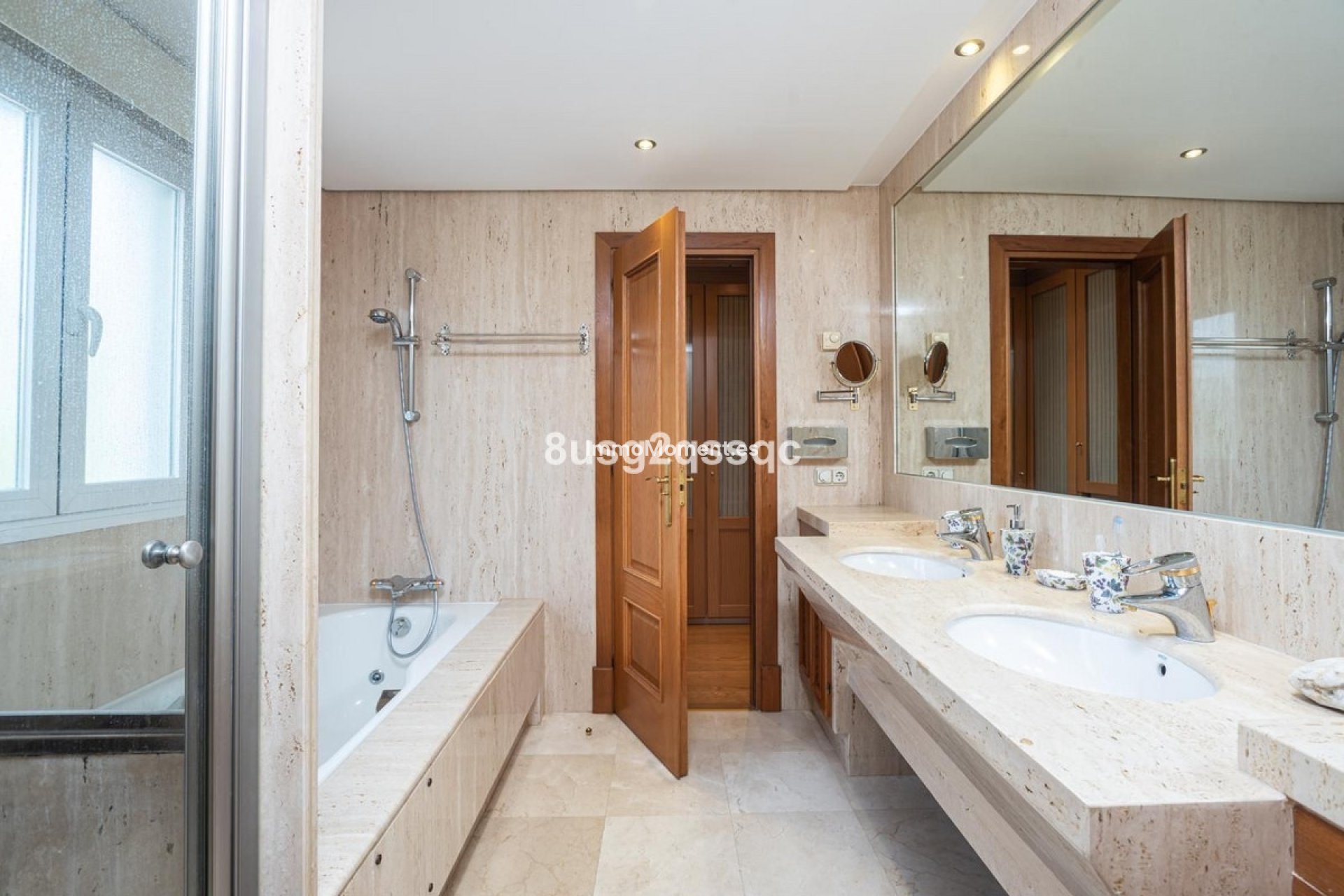 Wiederverkauf - Freistehende Villa - Estepona  - Costalita