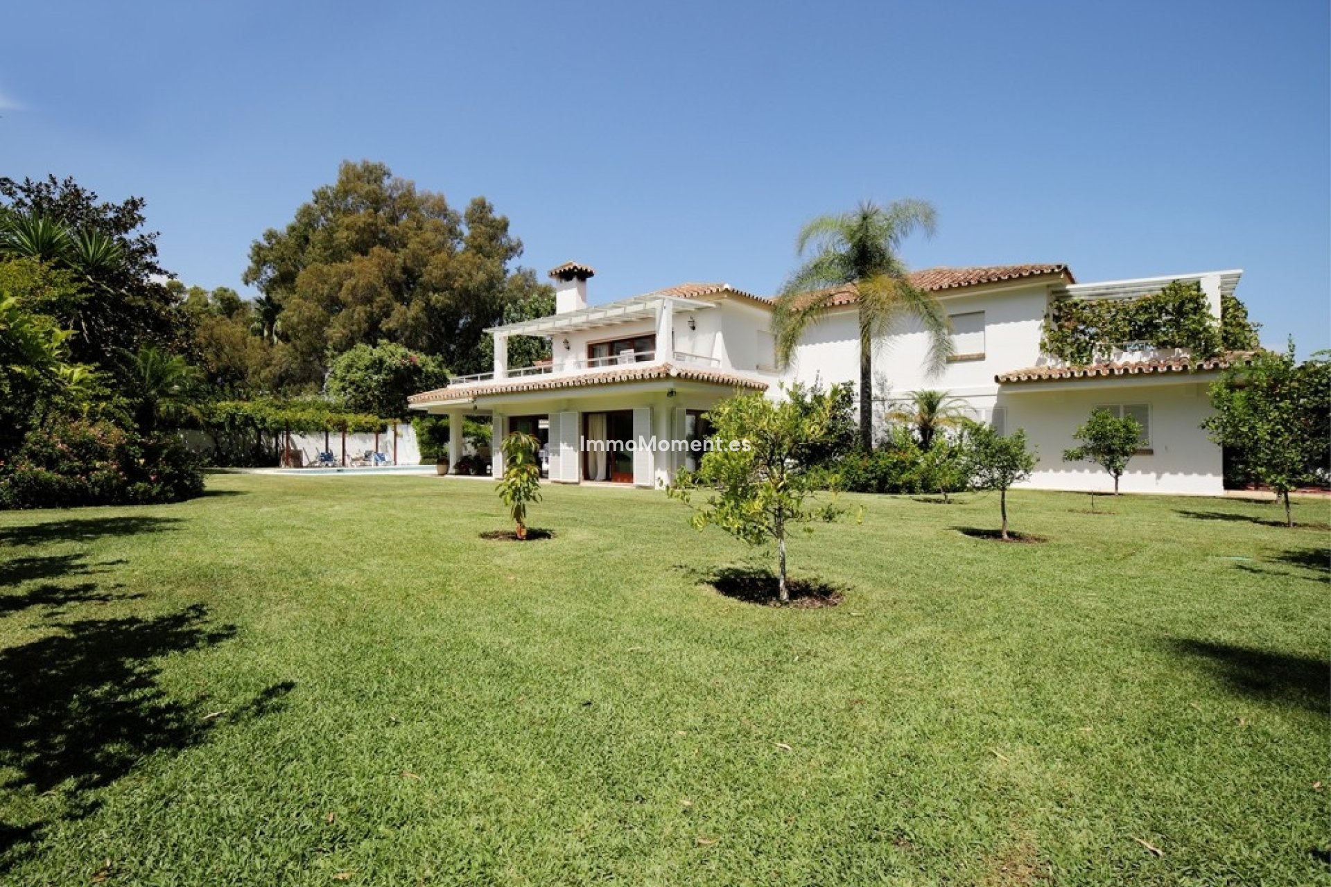Wiederverkauf - Freistehende Villa - Estepona  - Costalita