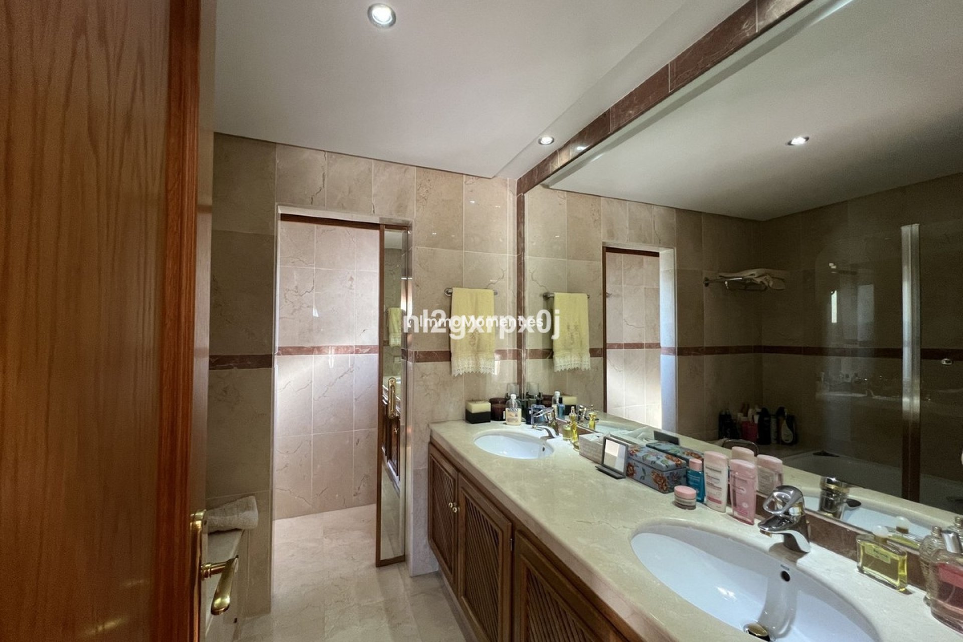 Wiederverkauf - Freistehende Villa - Estepona  - Costalita