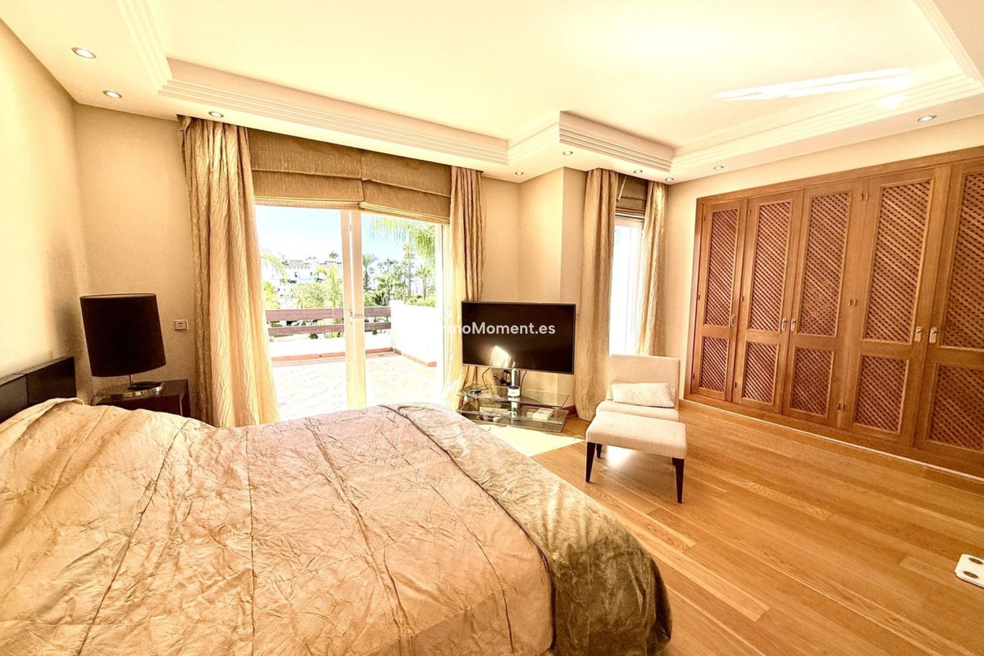Wiederverkauf - Freistehende Villa - Estepona  - Costalita