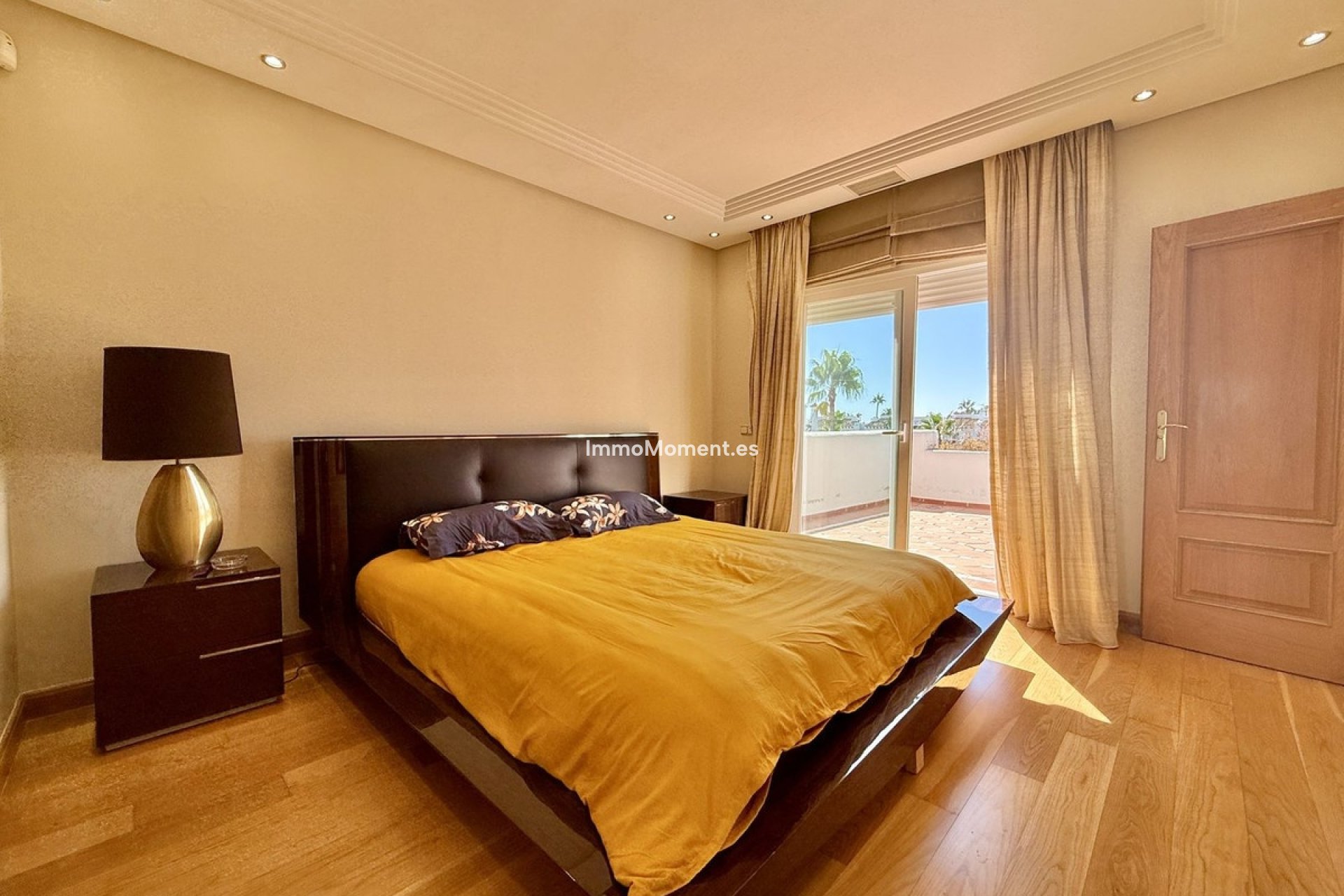 Wiederverkauf - Freistehende Villa - Estepona  - Costalita
