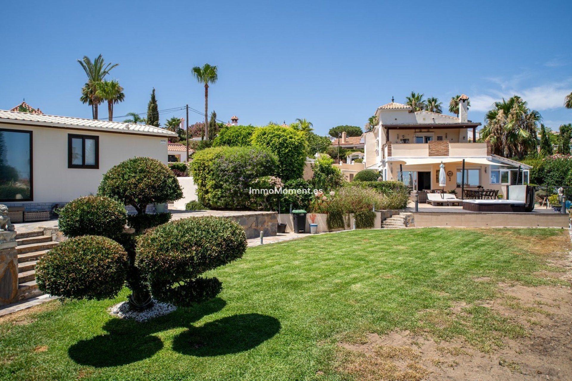 Wiederverkauf - Freistehende Villa - Estepona  - El Padron